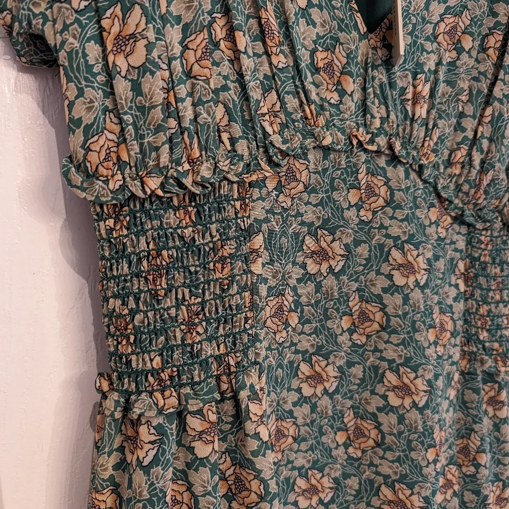 Max Studio dress green floral - Picture 5 of 9